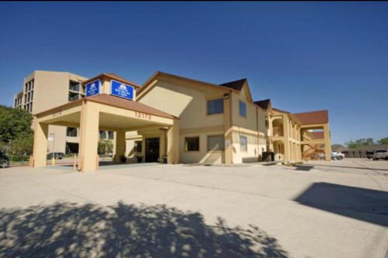 Americas Best Value Inn And Suites Houston/Northwest Brookhollow Exteriör bild
