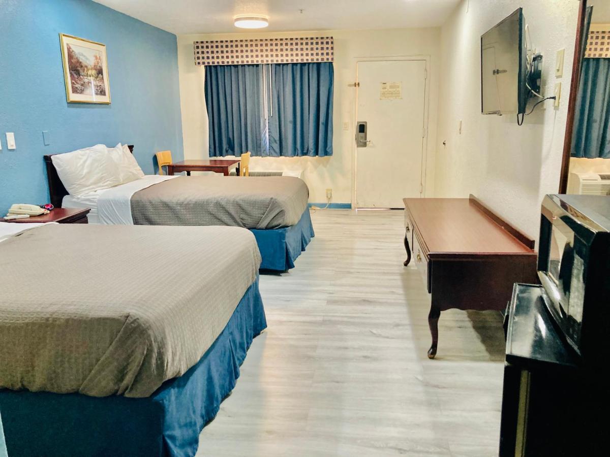 Americas Best Value Inn And Suites Houston/Northwest Brookhollow Exteriör bild