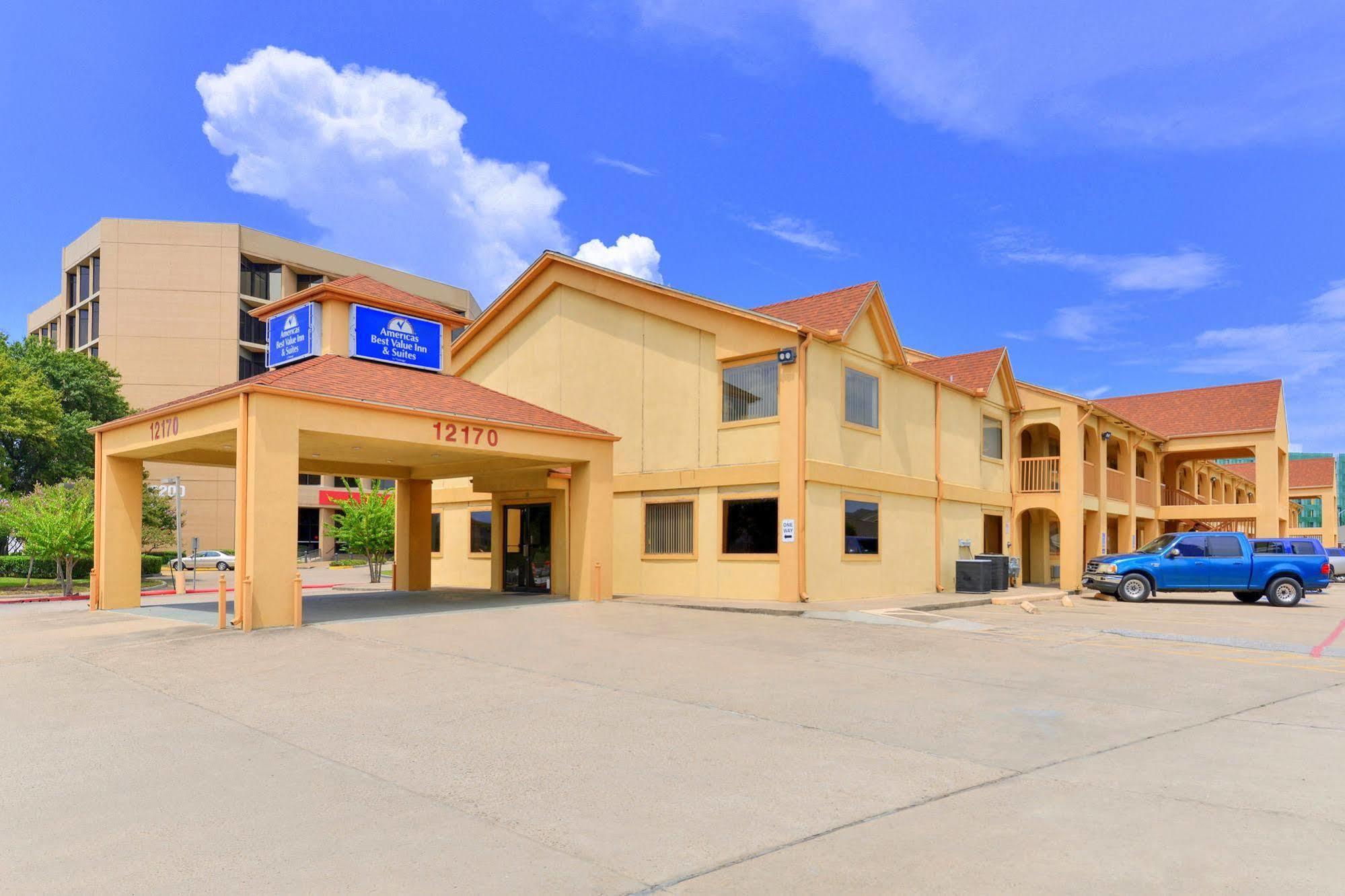 Americas Best Value Inn And Suites Houston/Northwest Brookhollow Exteriör bild